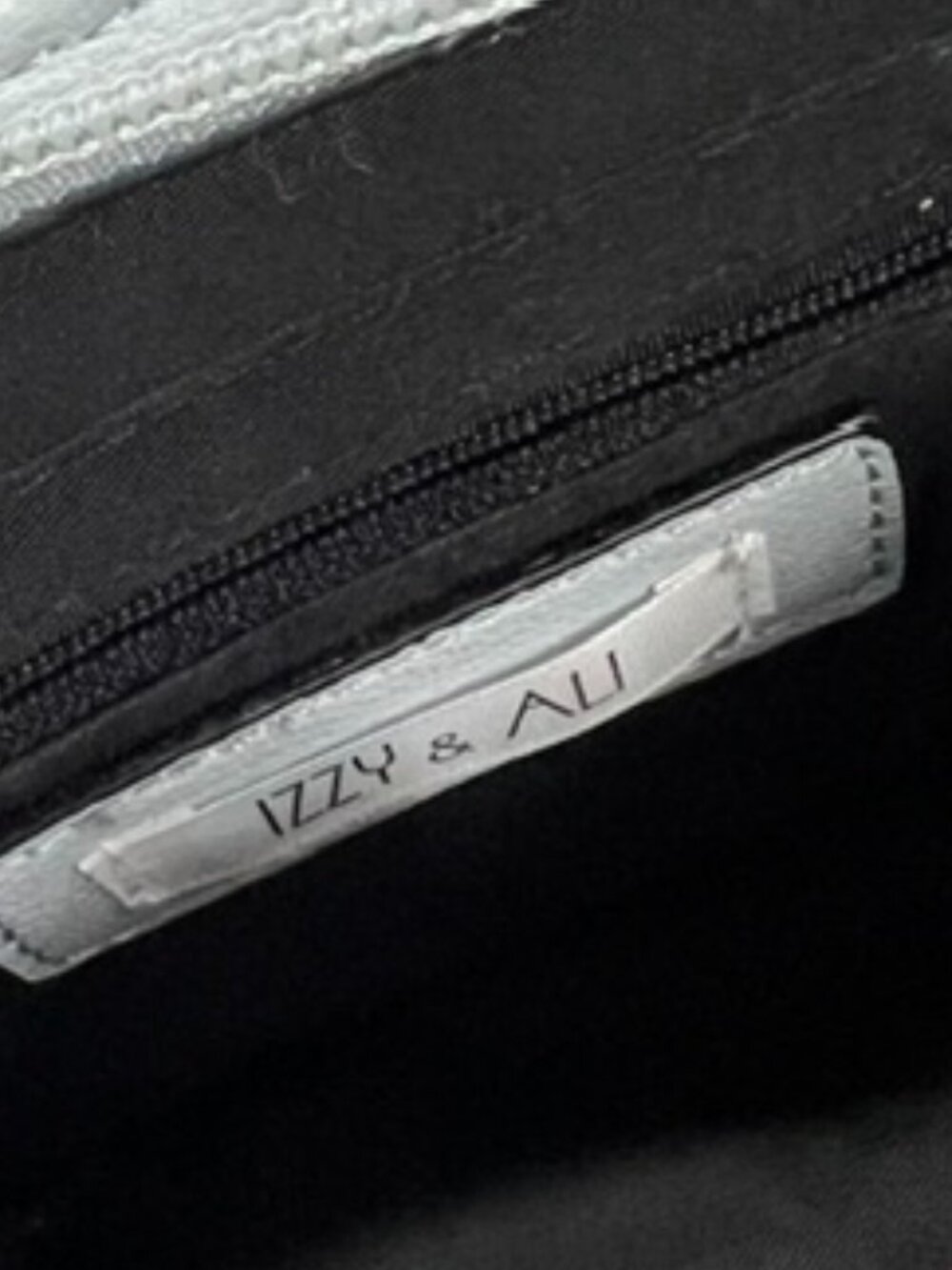 Izzy & Ali Straw & Vegan Leather Crossbody Shoulder Bag, New without Tags - Picture 8 of 9